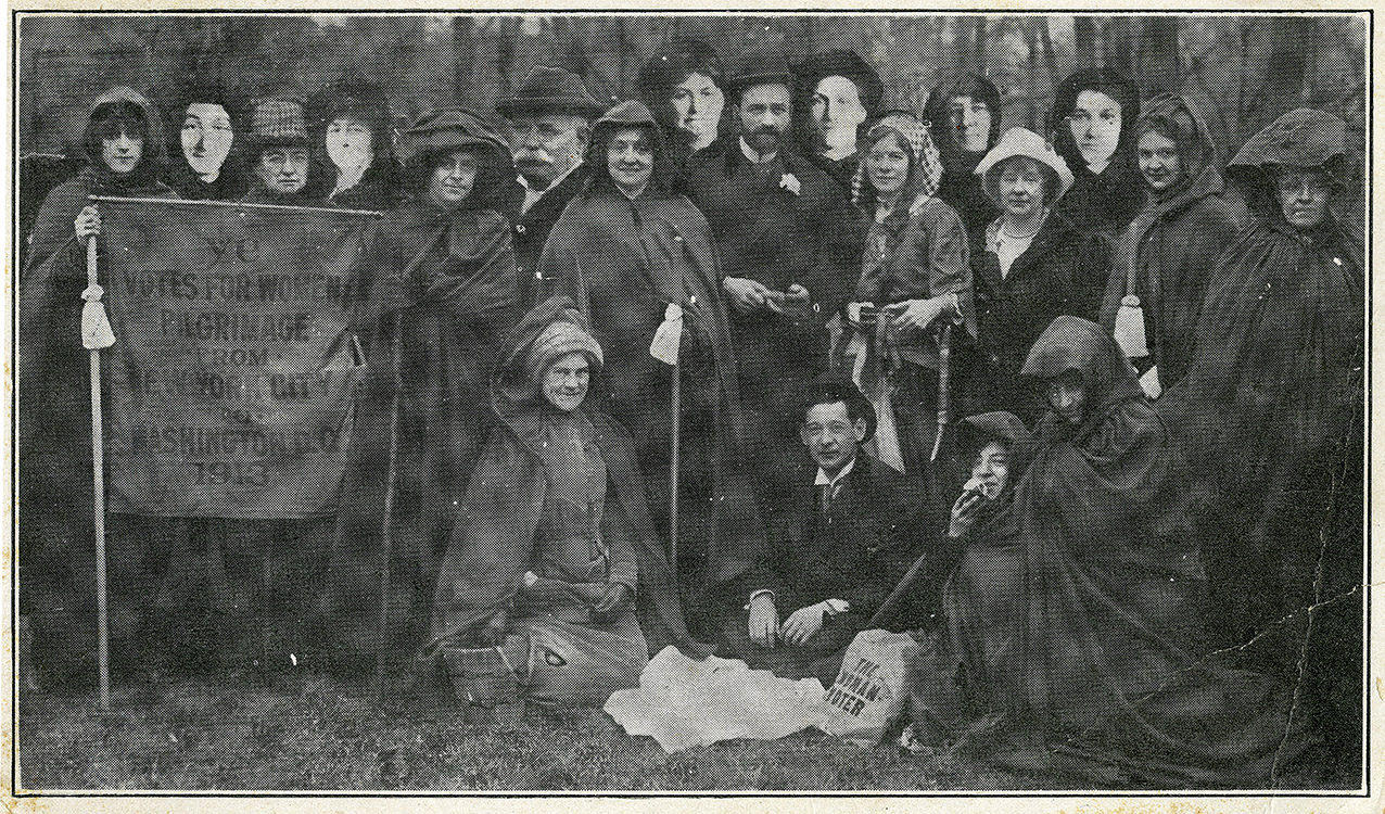 “Ye Votes for Women Pilgrimage from New York City to Washington, D.C., 1913” [photographic postcard], 1913. Gregory C. Wilson collection of African-American postcards and trade cards