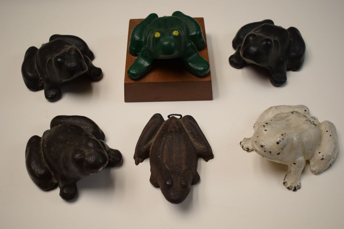 Cast Iron Frog Doorstops